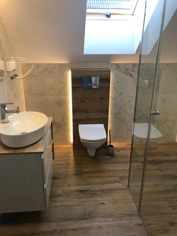 Domki Apartamentowe Na Wrzosach Jastrzębia Góra Екстериор снимка